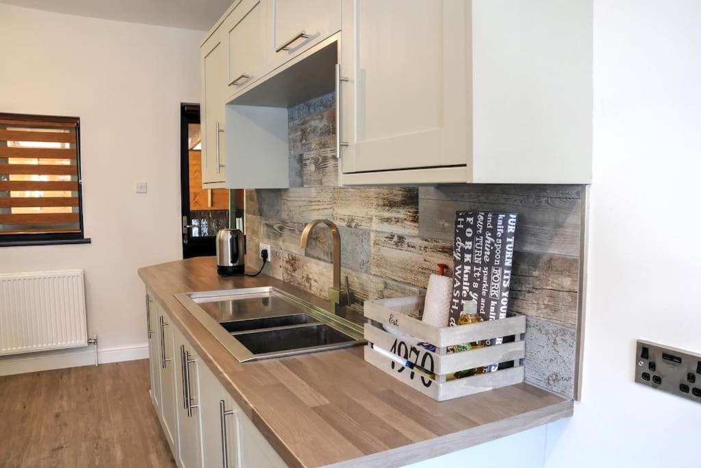 Queensgate Holiday Cottage Beverley With Parking Eksteriør billede